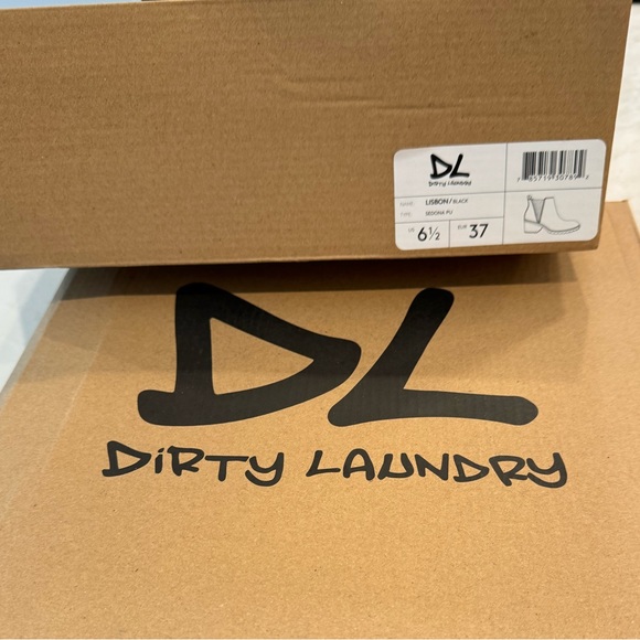 Dirty laundry barely worn size 6.5 Lisbon boot - Picture 2 of 5